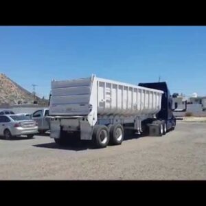 tractocamión con góndola